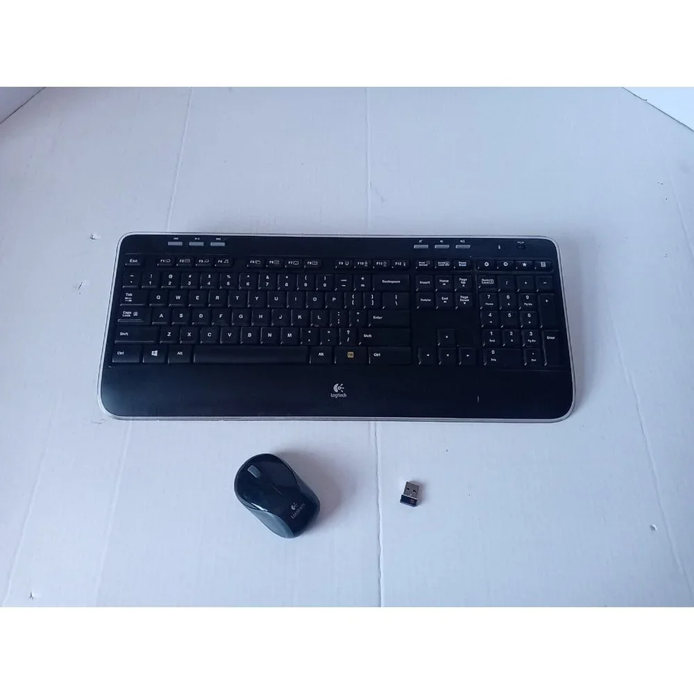 Logitech MK520 Advanced Wireless Keyboard & Mouse Combo K520 M187 Set